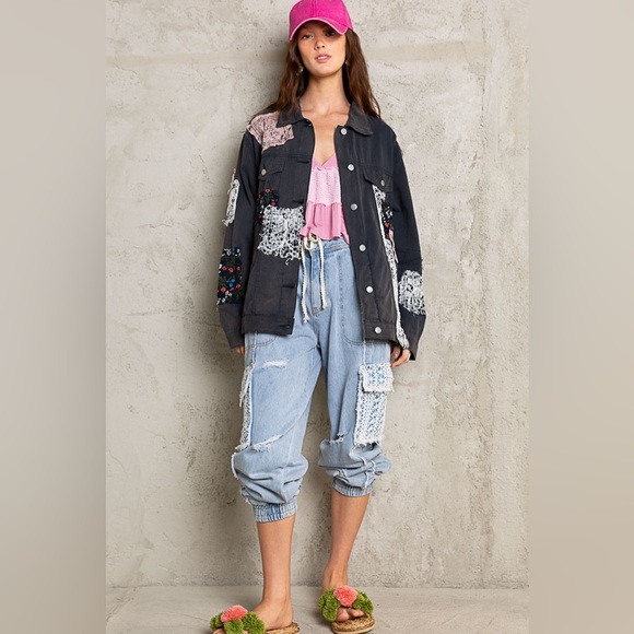 Pol Boho Patches Oversized Denim Jacket - Picture 4 of 5